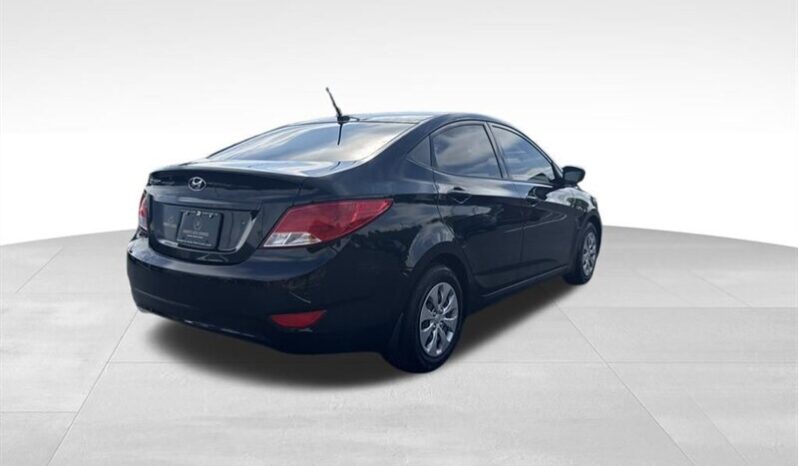 
								2017 Hyundai ACCENT SE full									