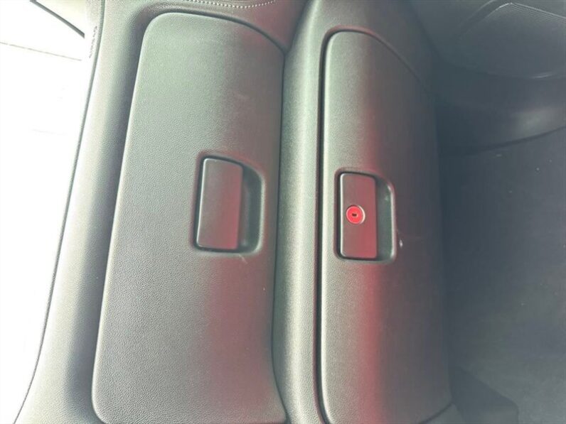 
								2019 Chevrolet Silverado 1500 RST full									