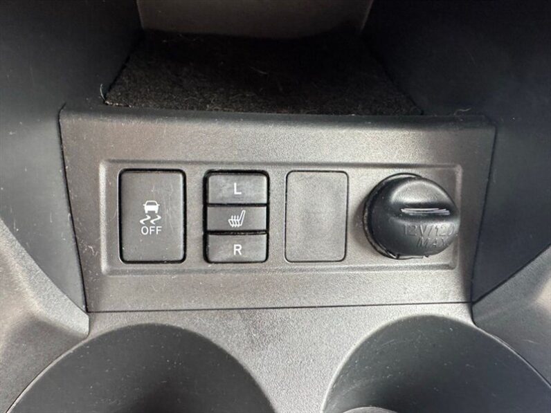 
								2011 Toyota RAV4 Limited full									