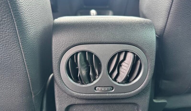 
								2015 Volkswagen Tiguan SE 4Motion full									