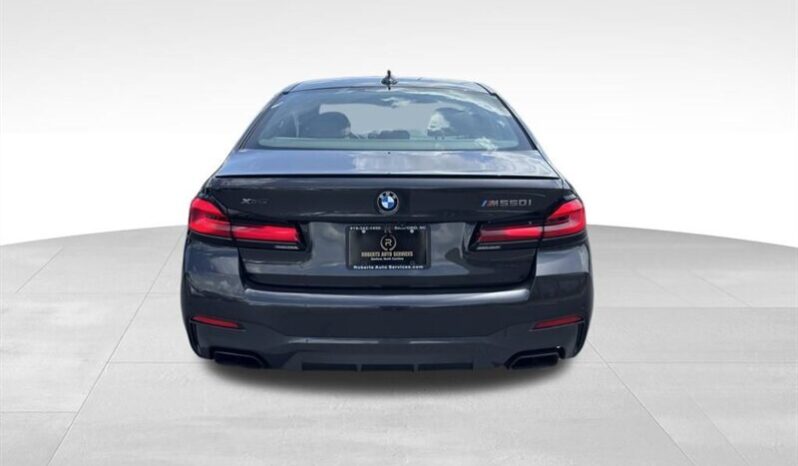 
								2021 BMW 5 Series M550i xDrive full									