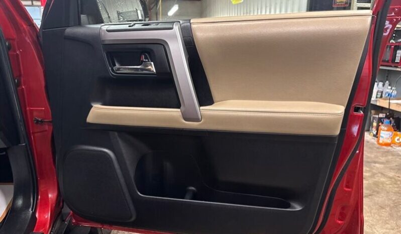 
								2014 Toyota 4Runner SR5 full									