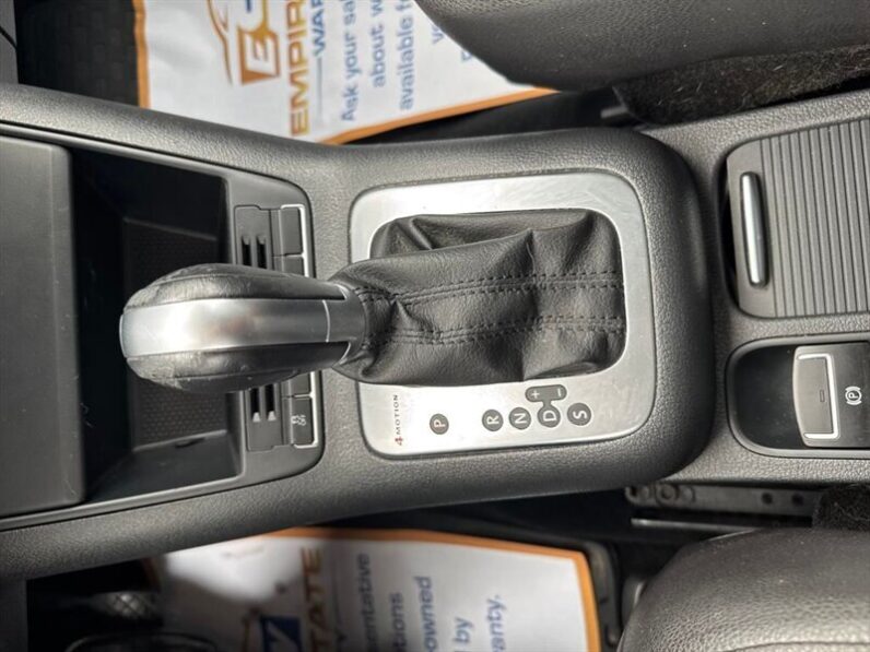
								2015 Volkswagen Tiguan SE 4Motion full									