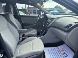 
										2017 Hyundai ACCENT SE full									