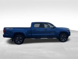 
										2016 Toyota Tacoma TRD Sport V6 full									