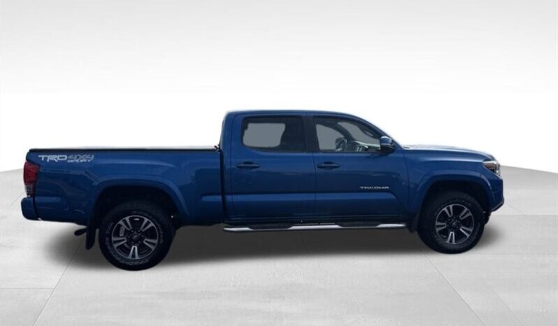 
								2016 Toyota Tacoma TRD Sport V6 full									