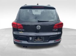 
										2015 Volkswagen Tiguan SE 4Motion full									