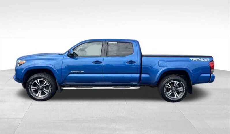 
								2016 Toyota Tacoma TRD Sport V6 full									