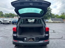 
										2015 Volkswagen Tiguan SE 4Motion full									