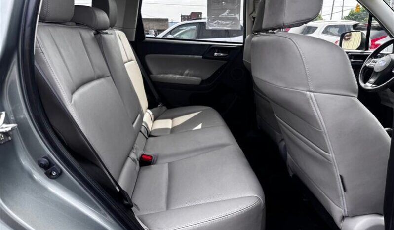 
								2015 Subaru Forester 2.5i Limited full									