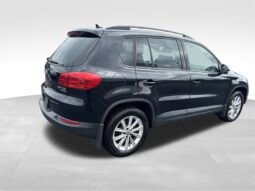 
										2015 Volkswagen Tiguan SE 4Motion full									