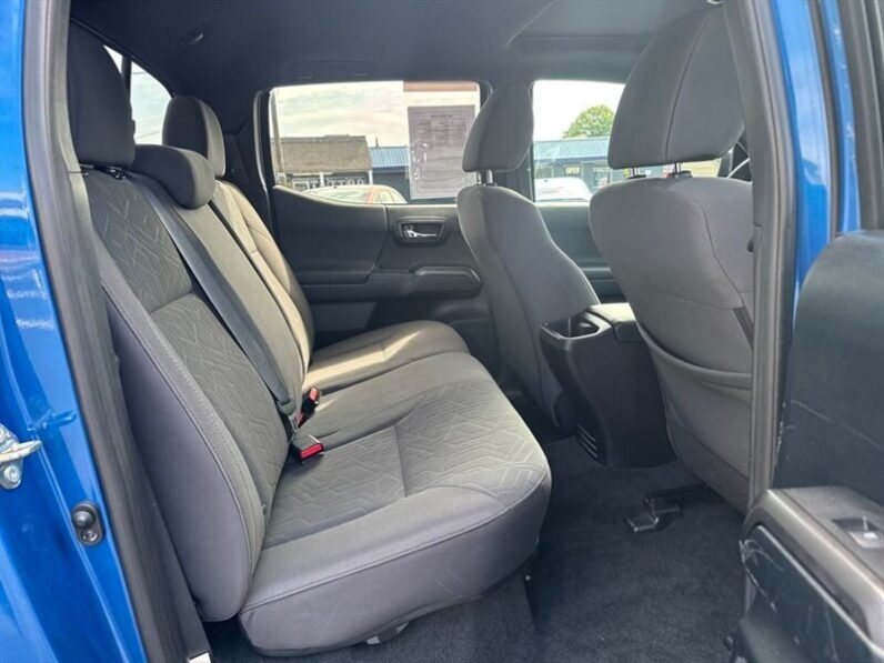 
								2016 Toyota Tacoma TRD Sport V6 full									