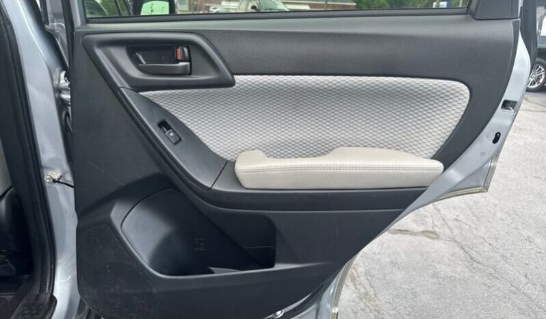 
								2017 Subaru Forester 2.5i Premium full									