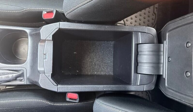 
								2014 Toyota RAV4 XLE full									