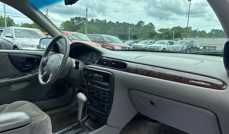 
								2000 Chevrolet Malibu LS full									