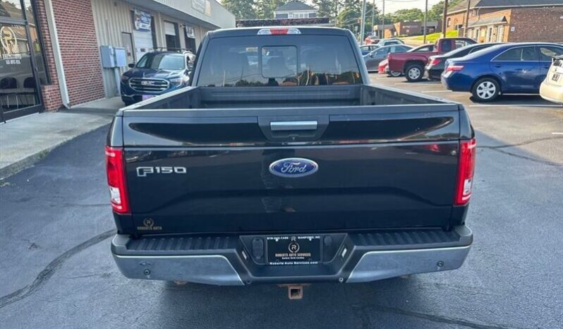 
								2015 Ford F-150 XLT full									