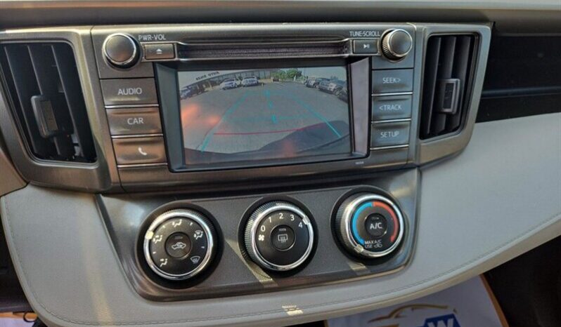 
								2014 Toyota RAV4 LE full									
