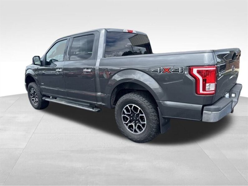 
								2016 Ford F-150 XLT full									