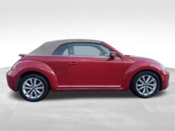 
										2013 Volkswagen Beetle Convertible 2.0 TDI full									