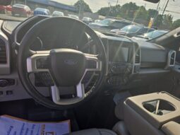 
										2018 Ford F-150 Lariat full									