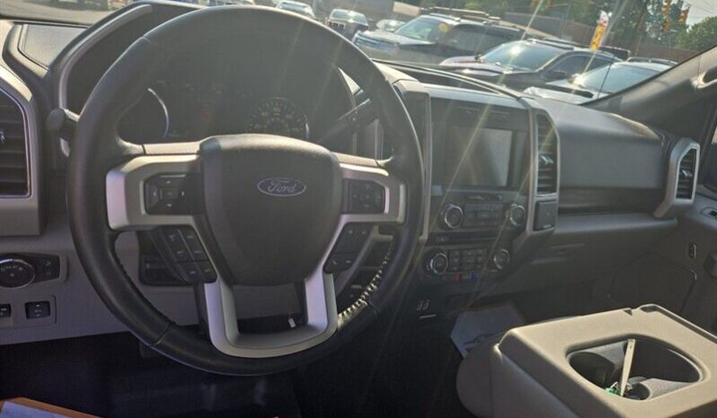
								2018 Ford F-150 Lariat full									