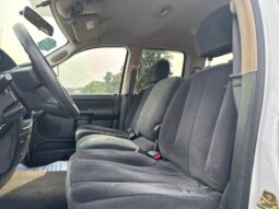 
										2005 Dodge Ram 1500 SLT full									