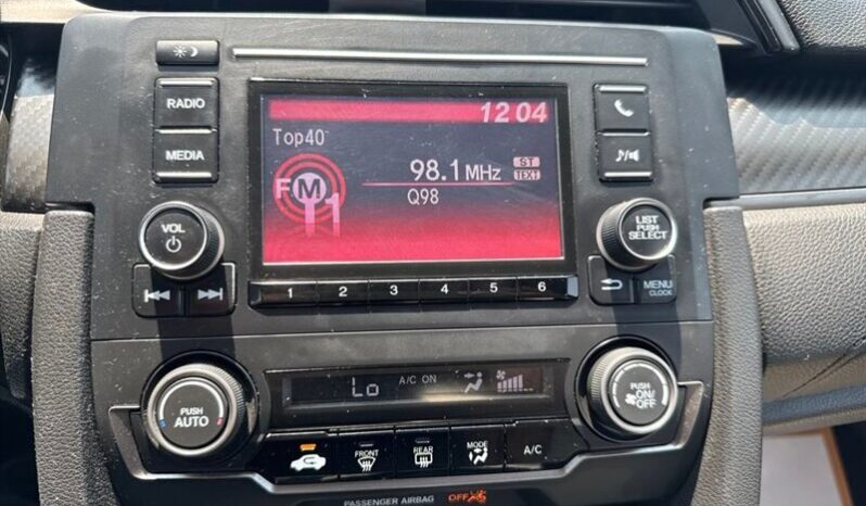 
								2017 Honda Civic Sport full									