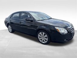 
										2006 Toyota Avalon XLS full									