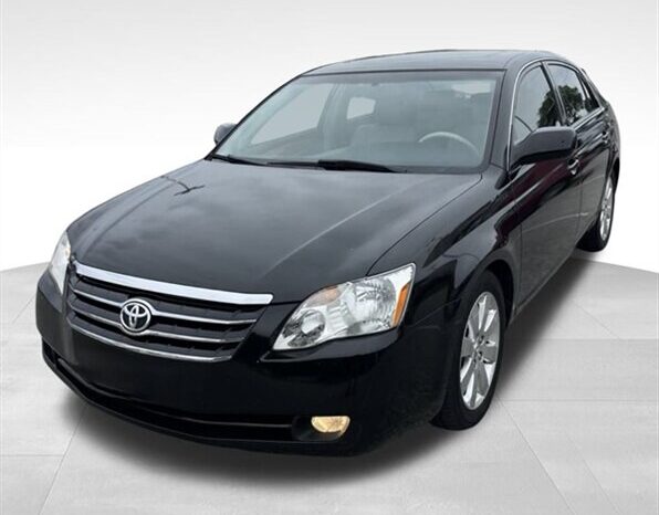 
								2006 Toyota Avalon XLS full									