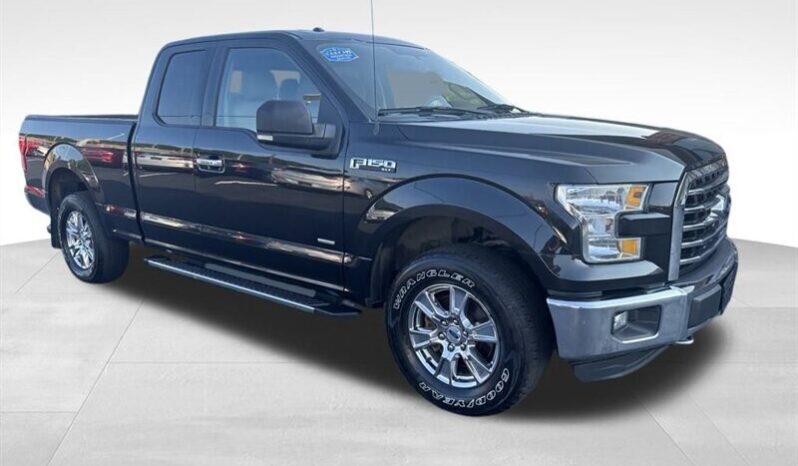 
								2015 Ford F-150 XLT full									