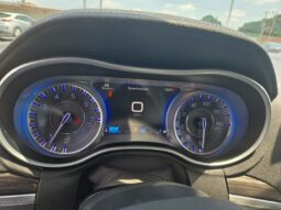 
										2015 Chrysler 300 Limited full									