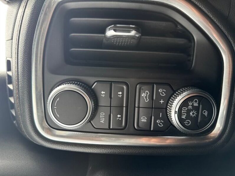
								2019 GMC Sierra 1500 AT4 full									