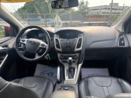 
										2012 Ford Focus SEL full									