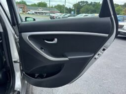 
										2014 Hyundai ELANTRA GT Base full									