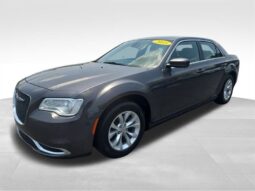 
										2015 Chrysler 300 Limited full									
