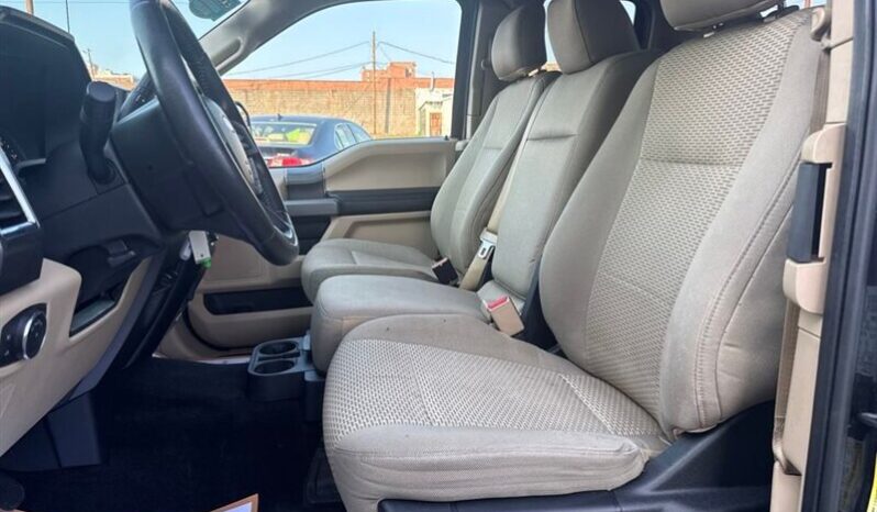 
								2015 Ford F-150 XLT full									