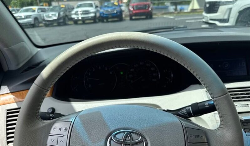 
								2006 Toyota Avalon XLS full									
