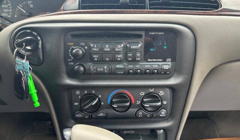 
								2000 Chevrolet Malibu LS full									