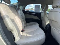 
										2017 Ford Fusion Titanium full									