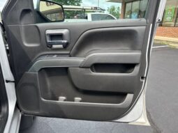 
										2018 Chevrolet Silverado 1500 LT LT1 full									