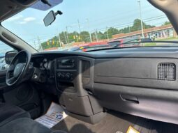 
										2005 Dodge Ram 1500 SLT full									