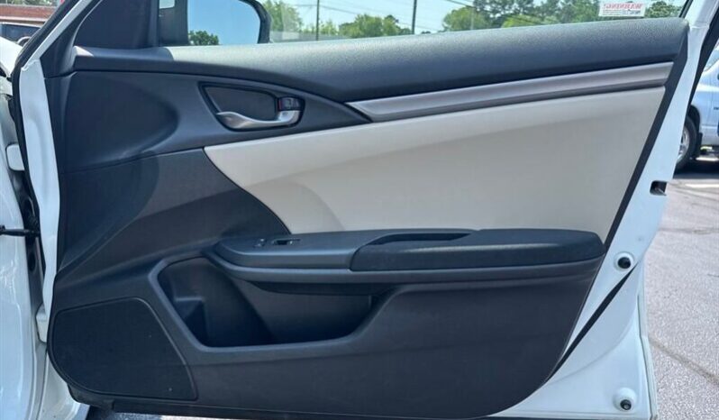 
								2017 Honda Civic Sport full									