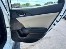 
										2017 Honda Civic Sport full									