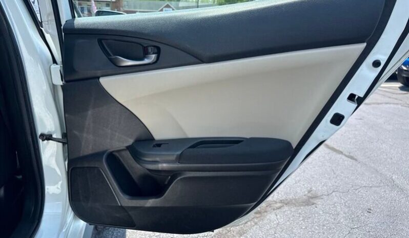 
								2017 Honda Civic Sport full									