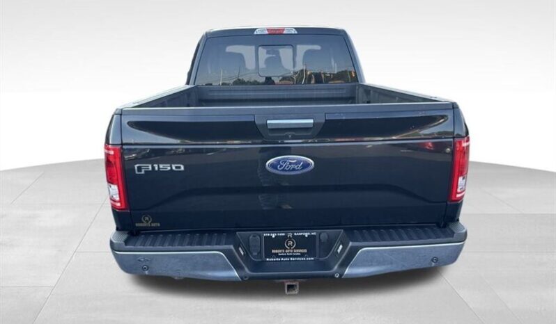 
								2015 Ford F-150 XLT full									