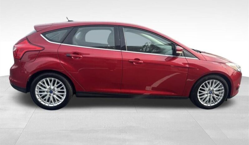 
								2012 Ford Focus SEL full									