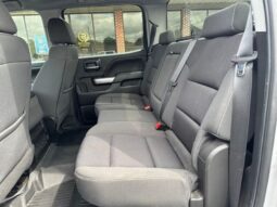 
										2018 Chevrolet Silverado 1500 LT LT1 full									
