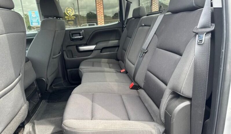 
								2018 Chevrolet Silverado 1500 LT LT1 full									