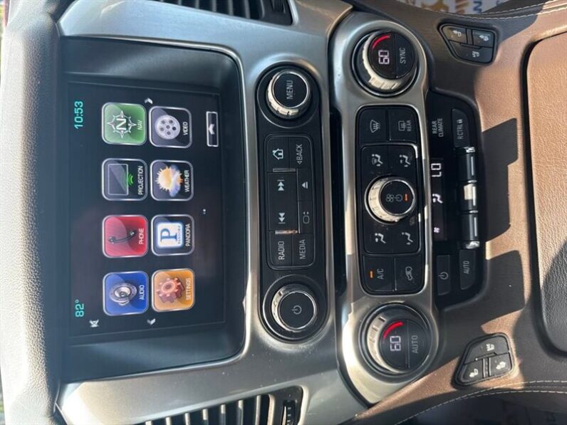 
								2016 Chevrolet Suburban LTZ full									