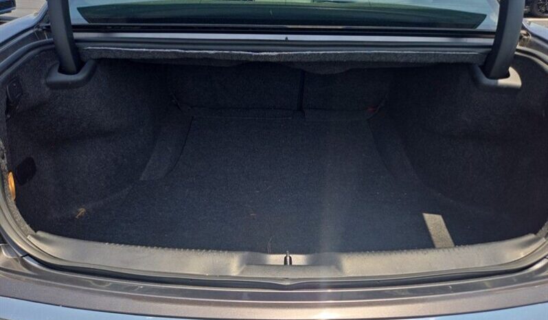 
								2015 Chrysler 300 Limited full									